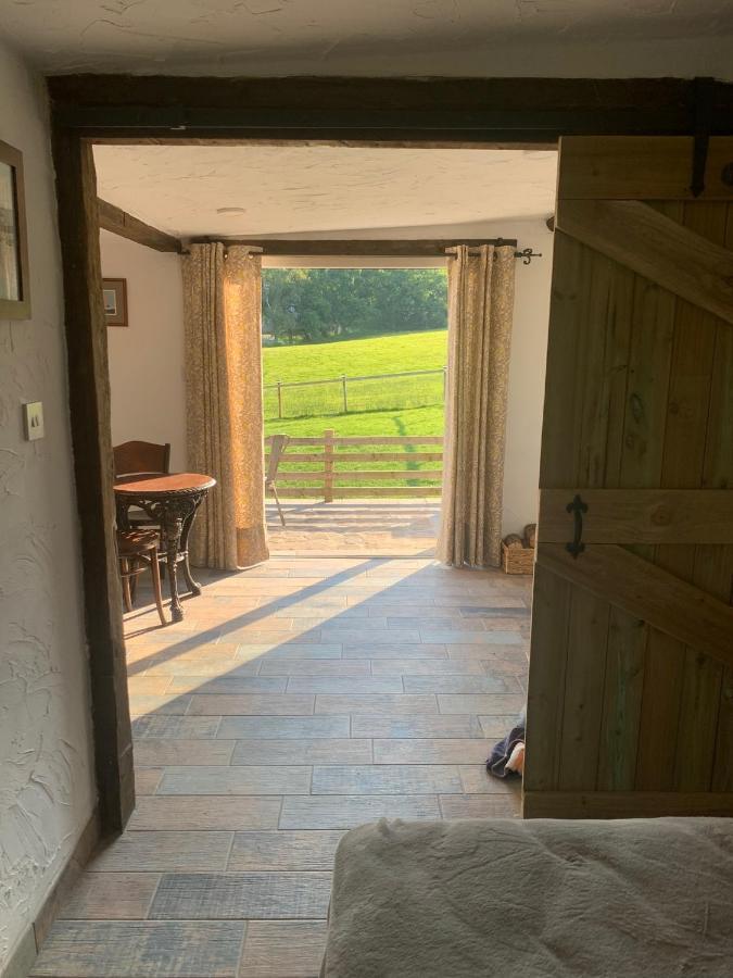 Molehill Lodge Swansea Eksteriør billede